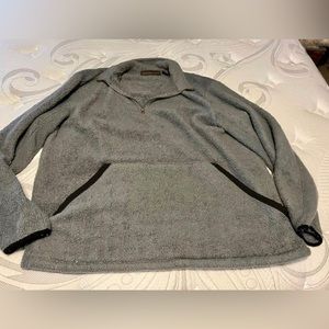 Very nice gray fleece